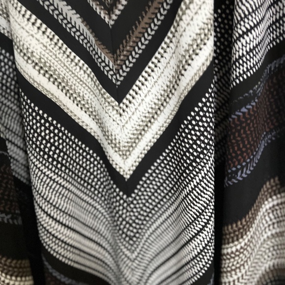 Long skirt - like new! Perfect condition. - Picture 2 of 6